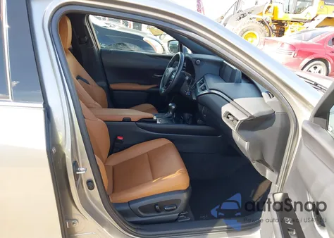 2020 Lexus Ux 200 из США, поврежденный, VIN JTHX3JBH7L2029145